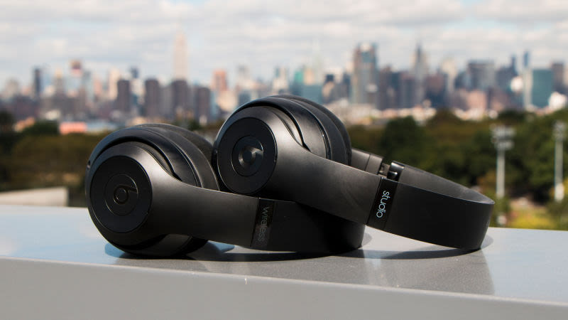 Beats Studio3 ‘over ear’ | $205 | Walmart Foto: Gizmodo